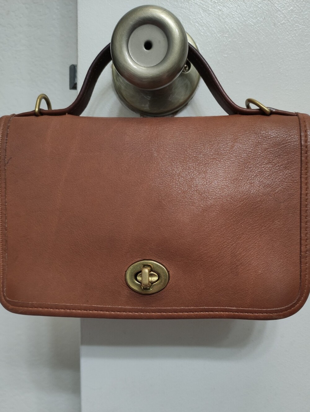 Vintage Coach Casino Bag 9924 British Tan NO STRAP - Picture 2 of 13